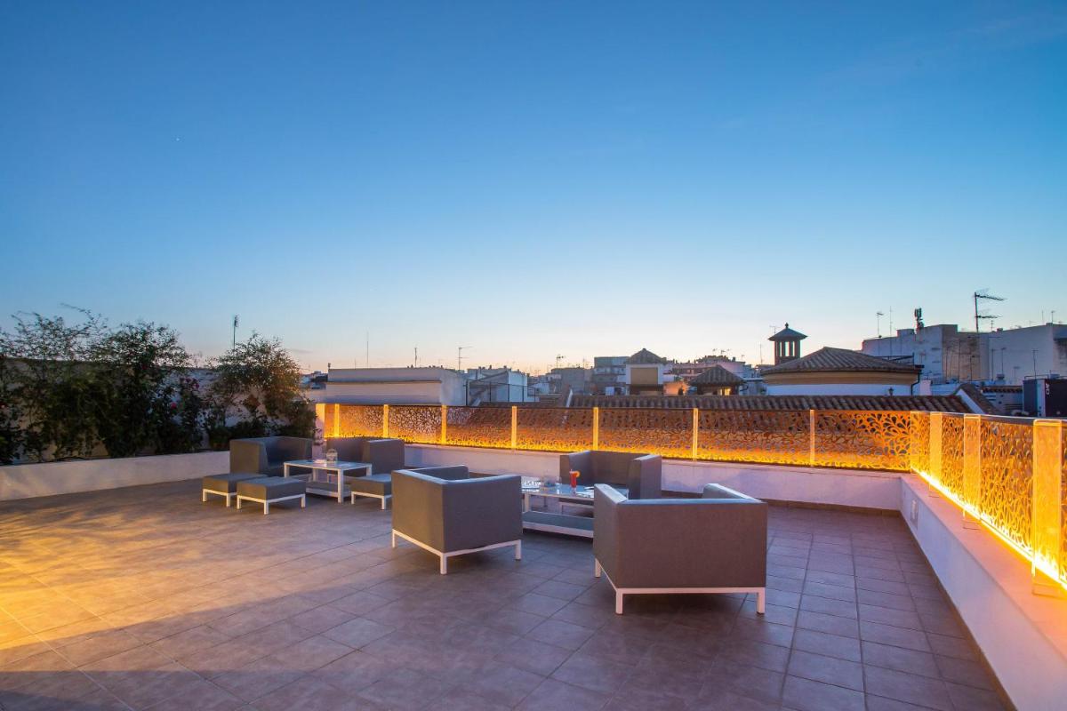Un balcón o terraza de Soho Boutique Capuchinos & Spa