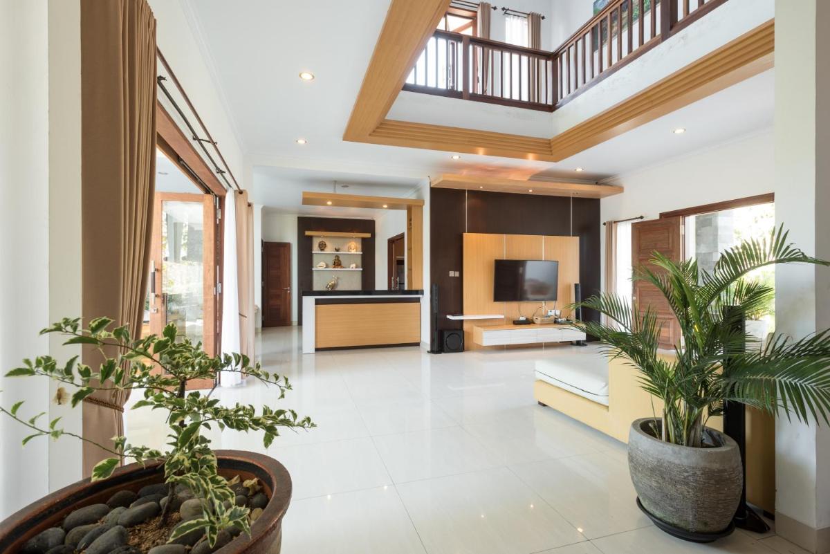 Suitetrails - Villa Melasti Wardana