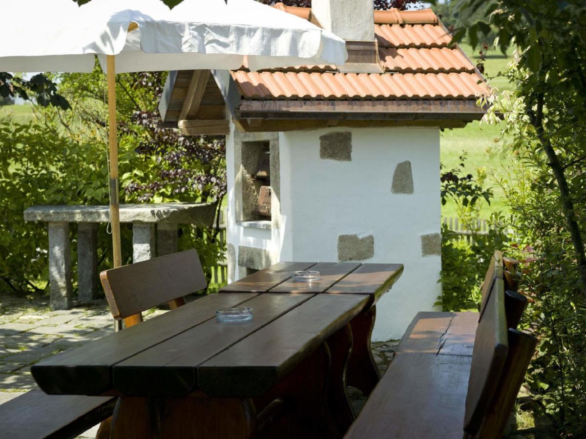 Ferienhof "Schoppa-Haisl" - Housity