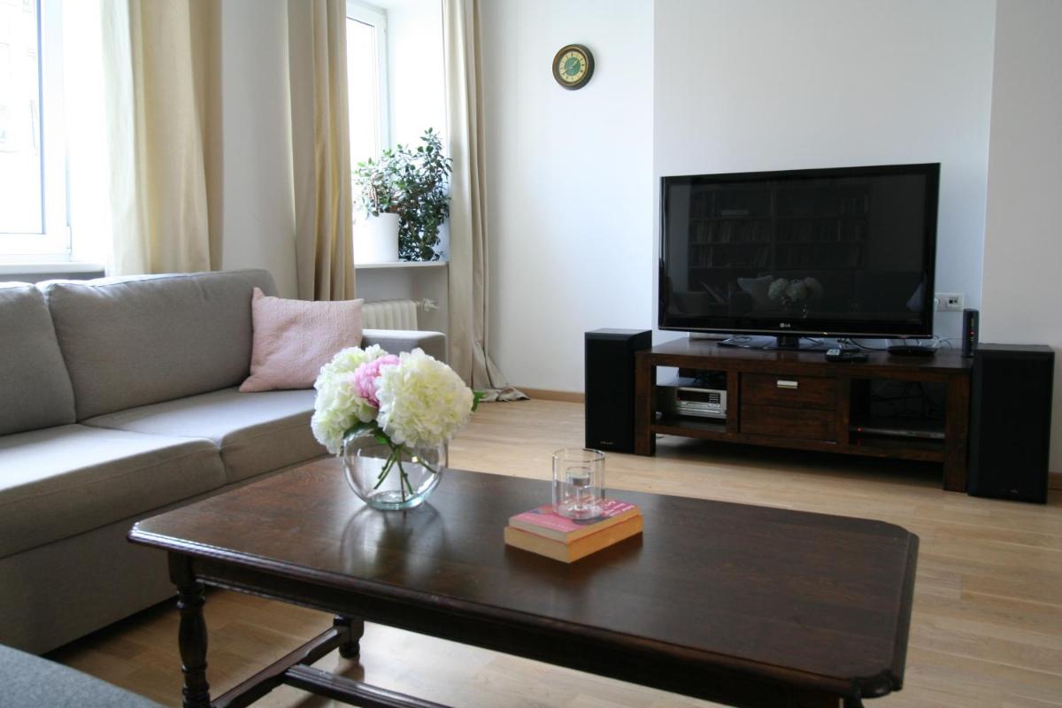 Suitetrails - Two-Bedroom Kalamaja Apartment