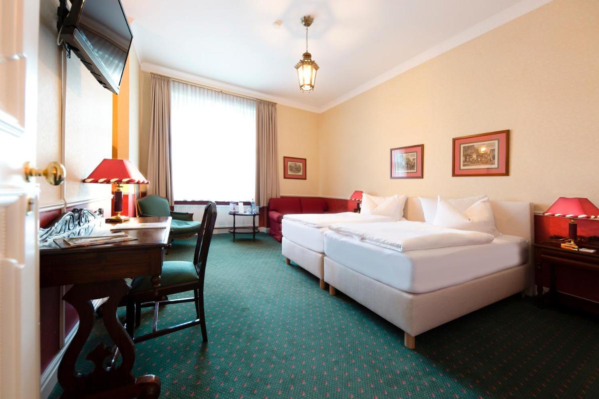 Schlosshotel Villa Westerberge - Housity