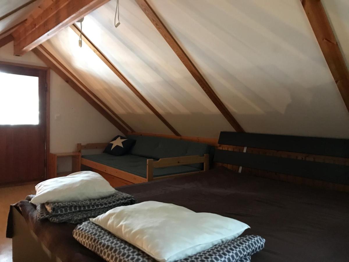 Koskenselän Lomakylä - Housity