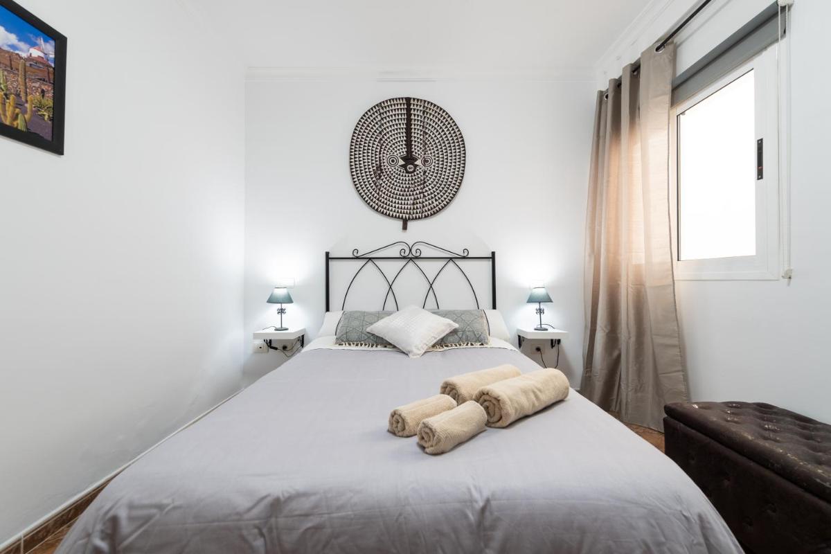 Arinaga Luxury House Beach - Housity