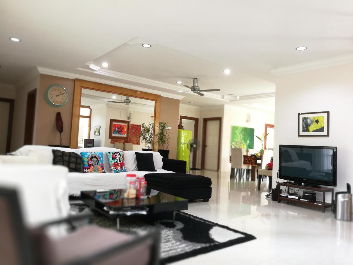 Guesthouse Dragon Place - Housity
