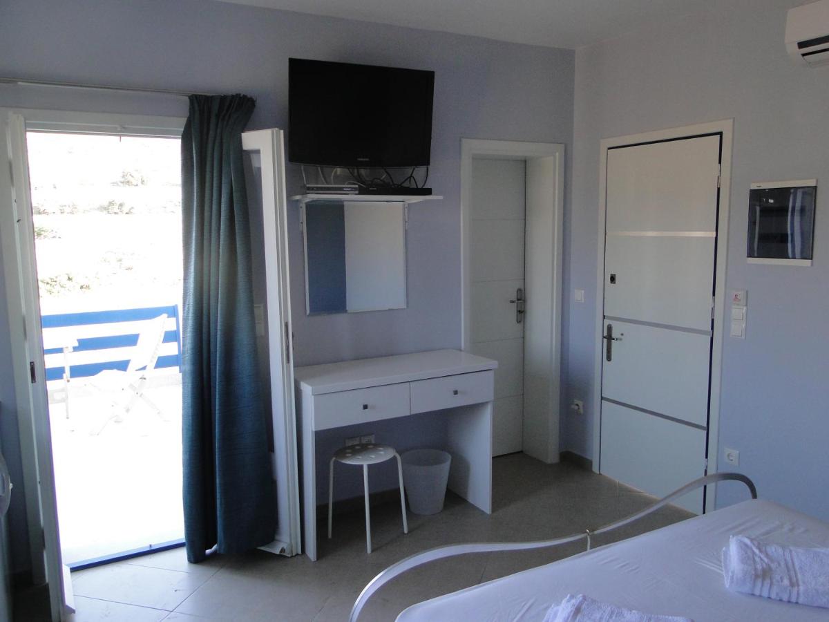 Villa Marios- Under the Volcano - Housity