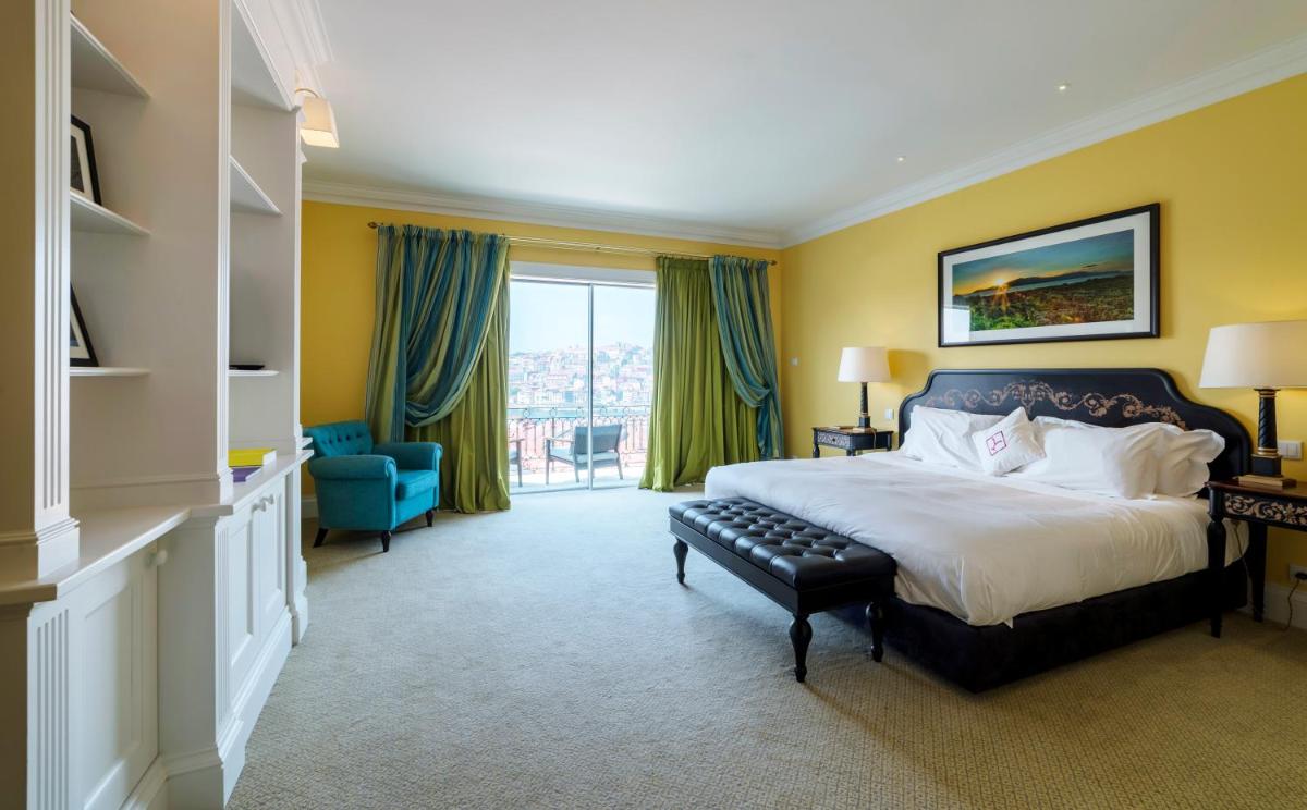 Uma cama ou camas num quarto em The Yeatman