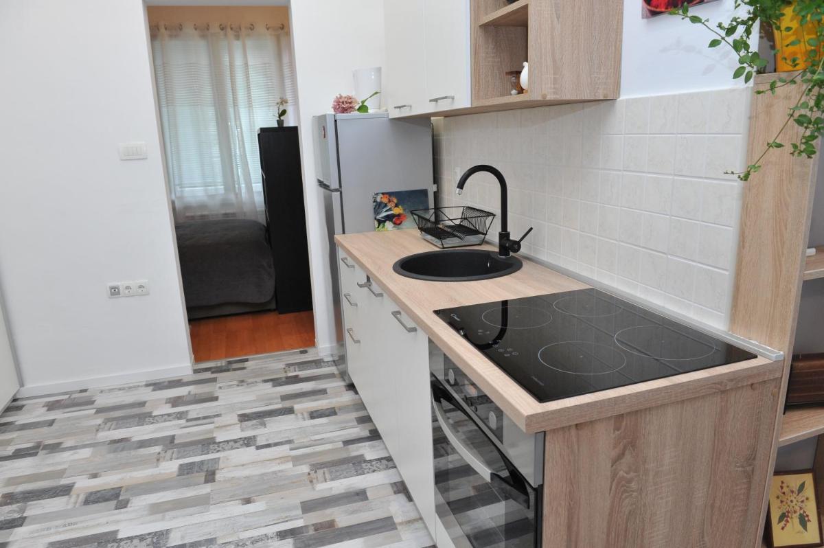 Studio apartman D&D - Housity