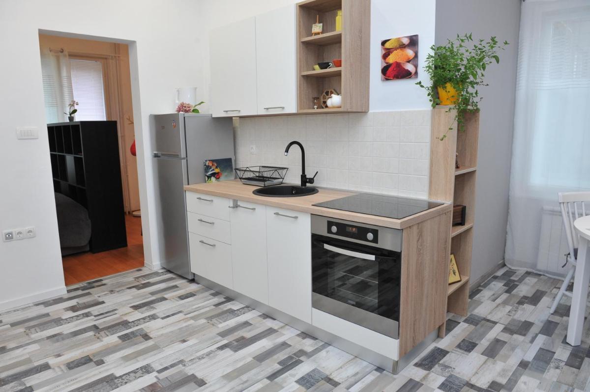 Studio apartman D&D - Housity
