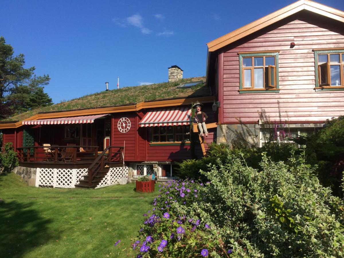 Fjordside Lodge - Housity