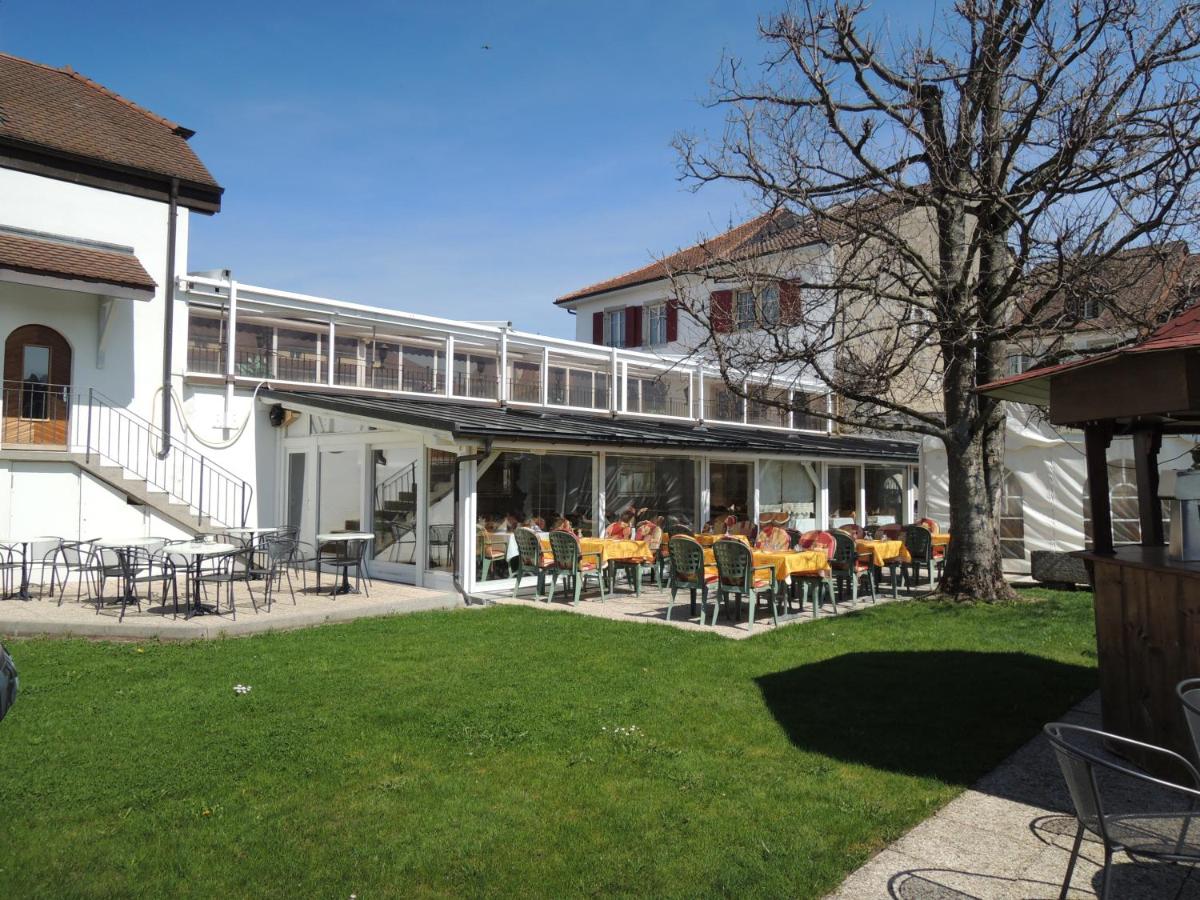 Hôtel du Port - Free Parking - Breakfast included - Housity