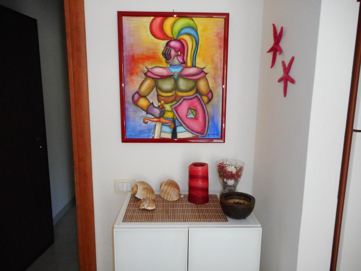 adriana house - Housity