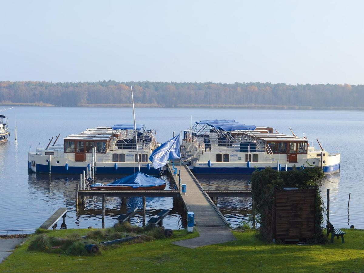 Kuhnle-Tours Bootshaus Zeuthen - Housity