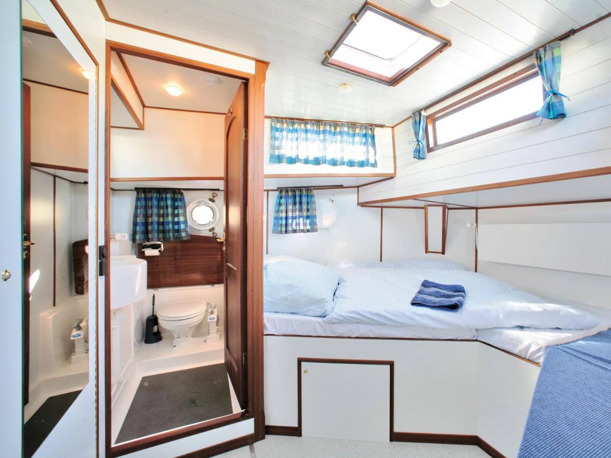 Kuhnle-Tours Bootshaus Zeuthen - Housity
