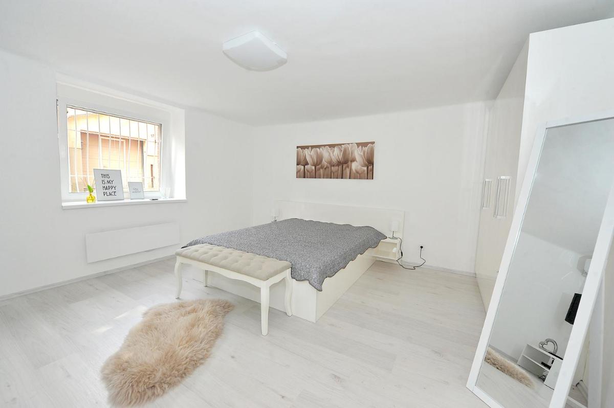 Pure Apartman Pécs - Housity