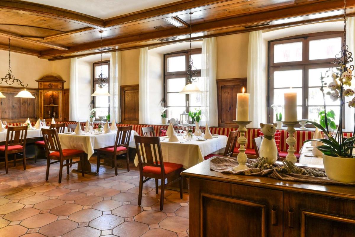Hotel Restaurant Sonne - Housity