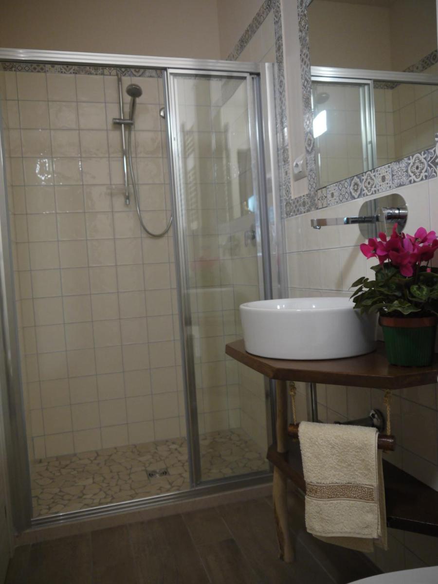 "CARA PACE" in collina per famiglie - Housity