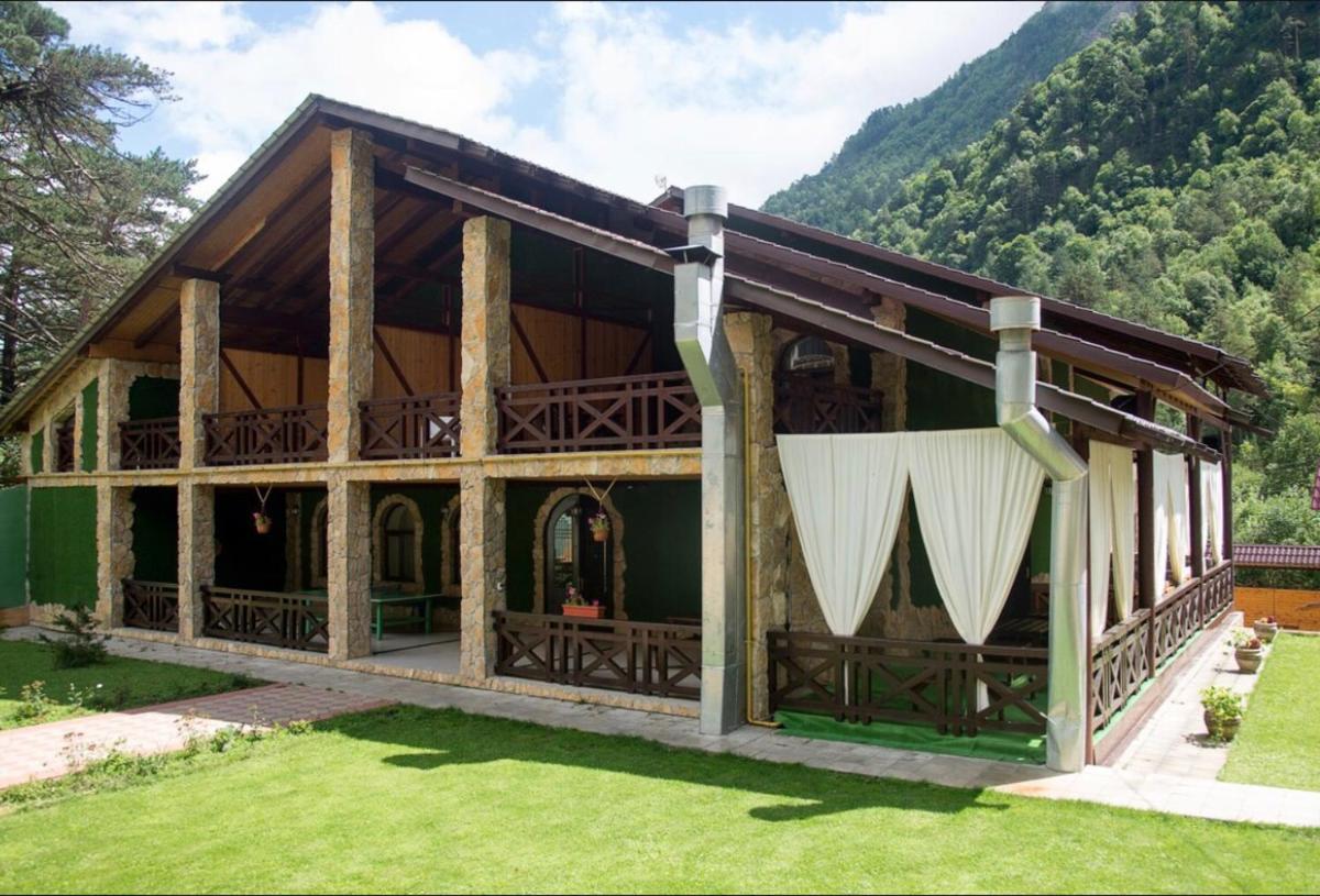 Vertikal Hotel - Housity