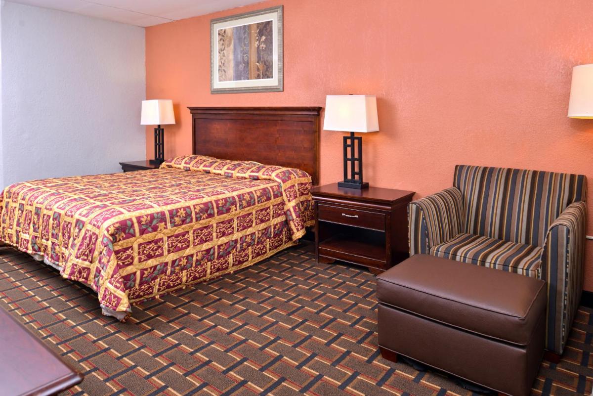 Americas Best Value Inn Richmond South - Housity