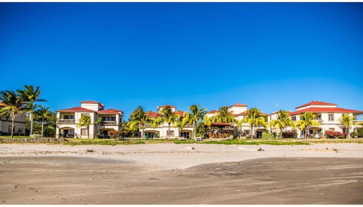 Villas Iguana A-13 Beachfront Condo - Housity