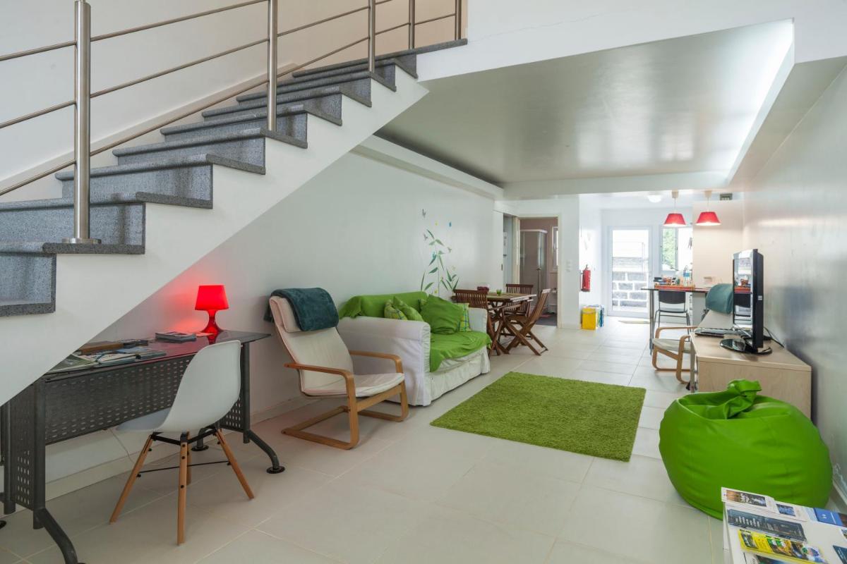 Casa do Poema - Housity