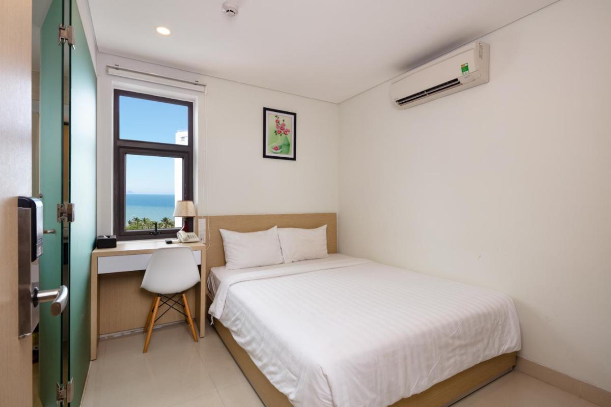 Love Hotel - Housity