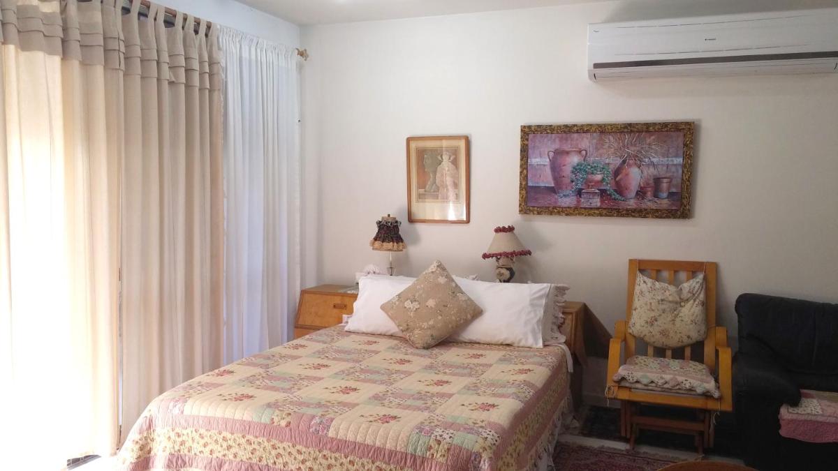 Shelly's Home Boutique Apartments - Housity