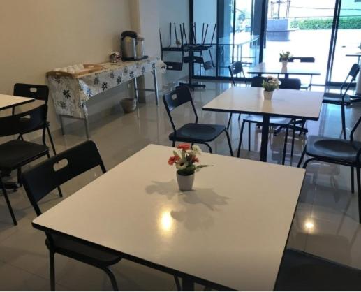 Suitetrails - Ploen Ploen Residence