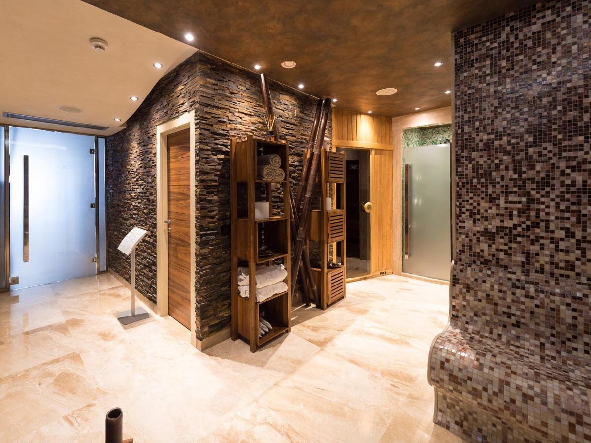 Hotel Forza Mare - Housity