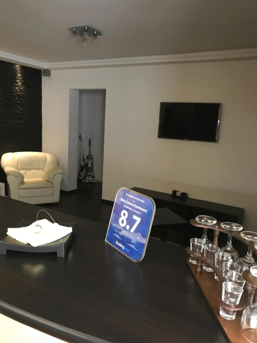 Sibiu Central Apartment - Housity