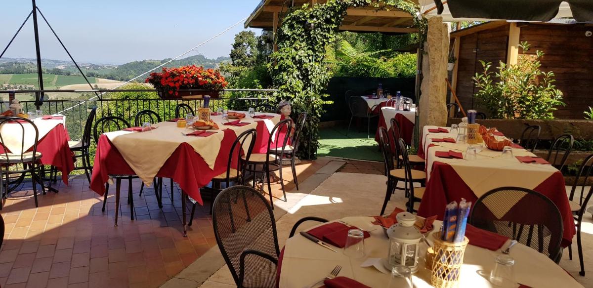 Locanda Ristorante Bar Il Faro - Housity