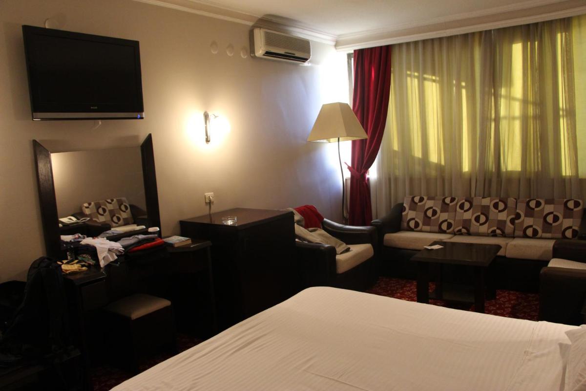 Akyuz Hotel - Housity