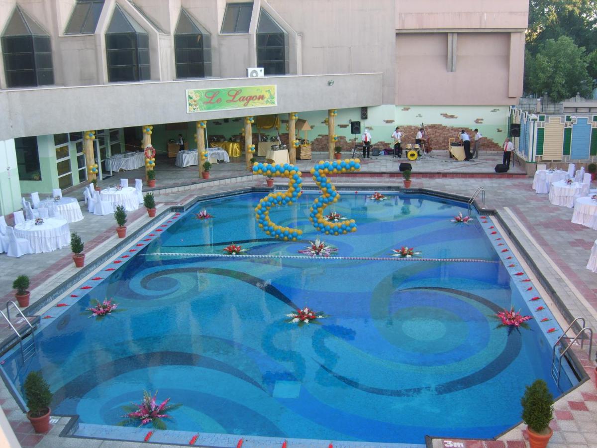 Le Grande Plaza Hotel - Housity