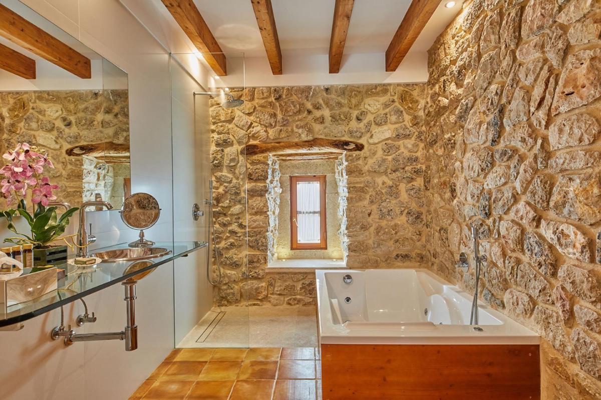 Un baño de Cas Comte Suites & Spa - Adults Only