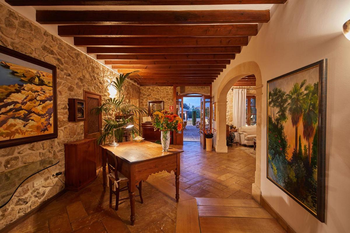 Imagen de la galería de Cas Comte Suites & Spa - Adults Only, en Lloseta
