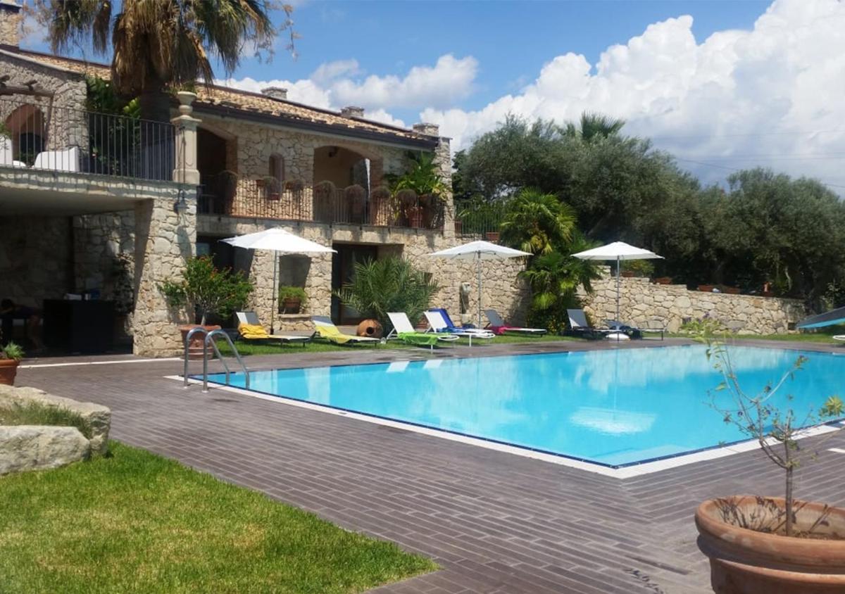Suitetrails - Domus Hyblaea Resort