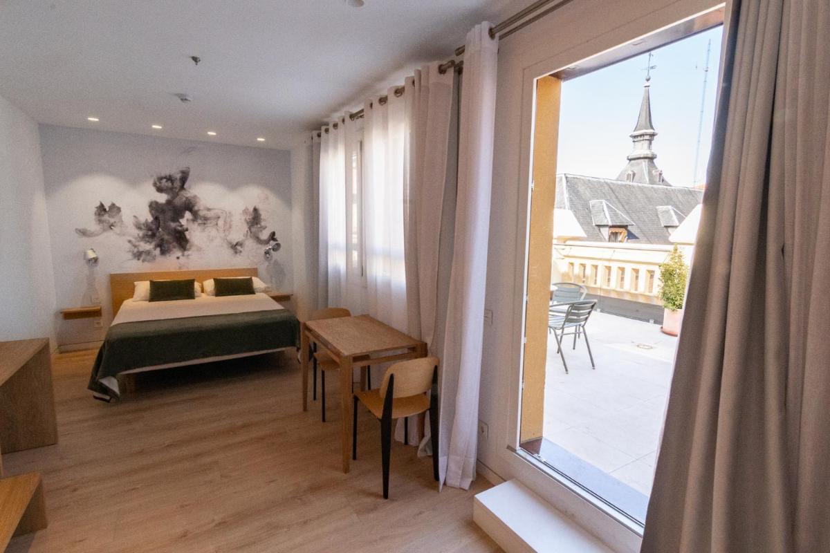 Plaza Mayor Suites & Apartments - Housity