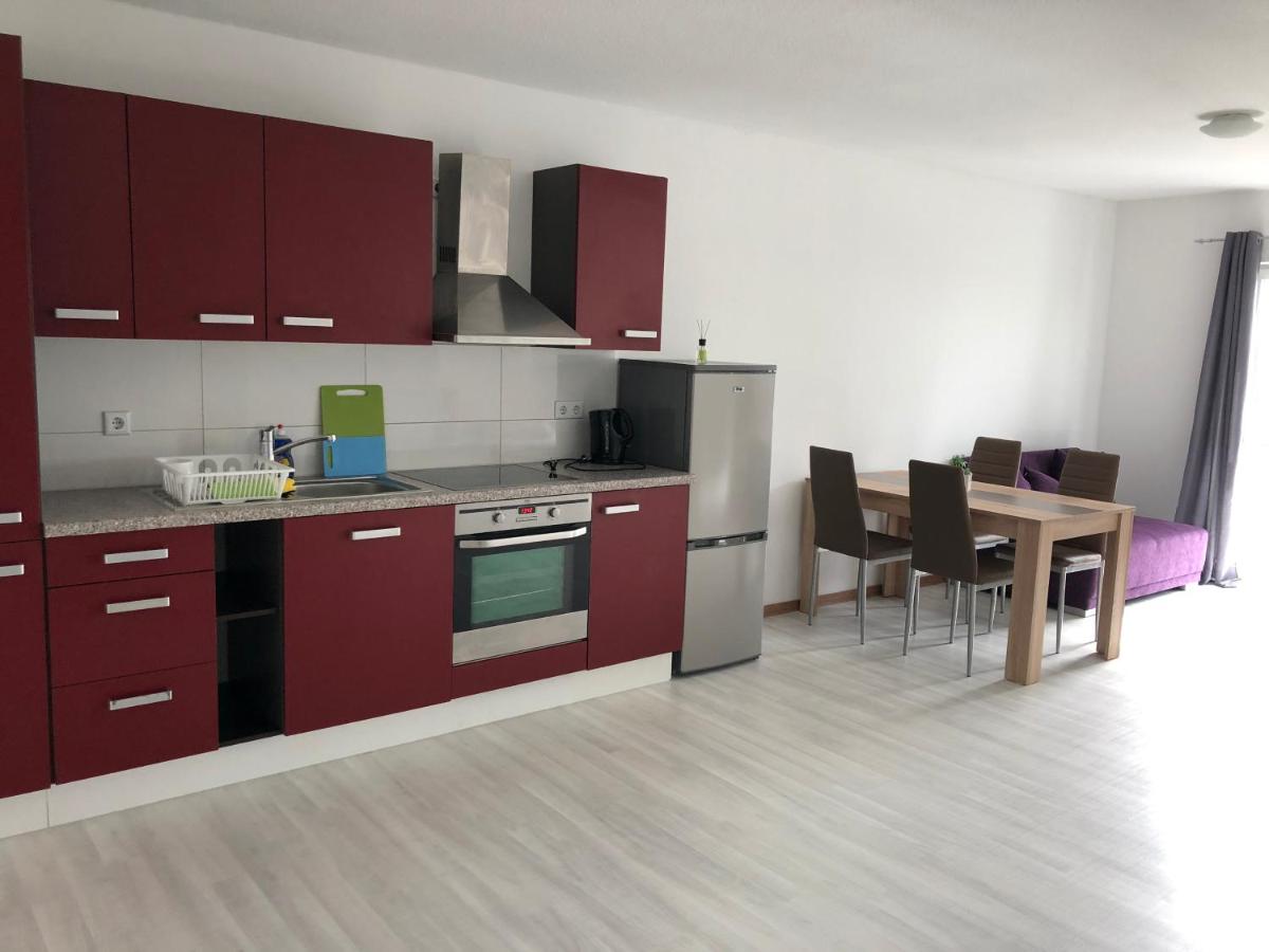 Stundenhotel Krieger - Housity