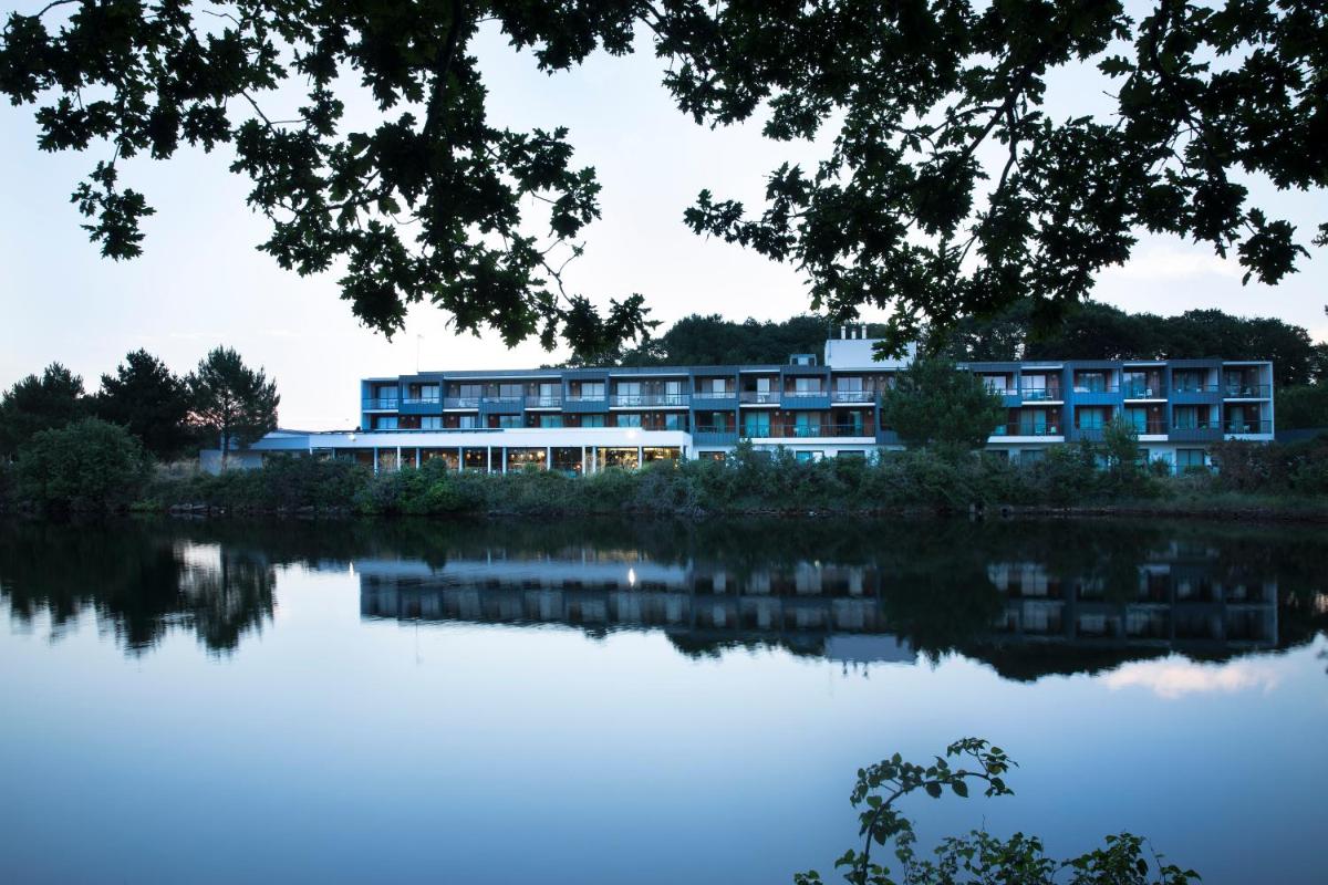 Vue sur la rivière ou le fleuve situé(e) à proximité de l'hôtel