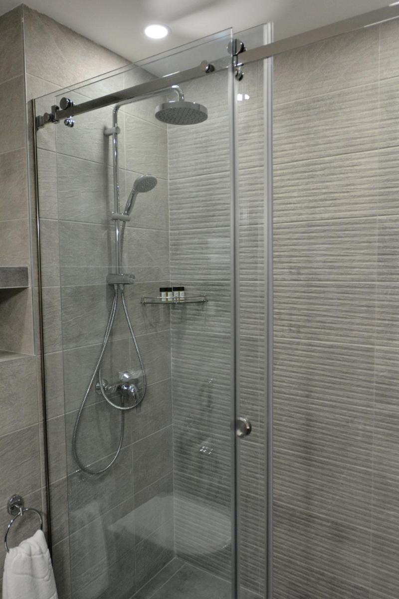Hotel Garnet Tbilisi - Housity