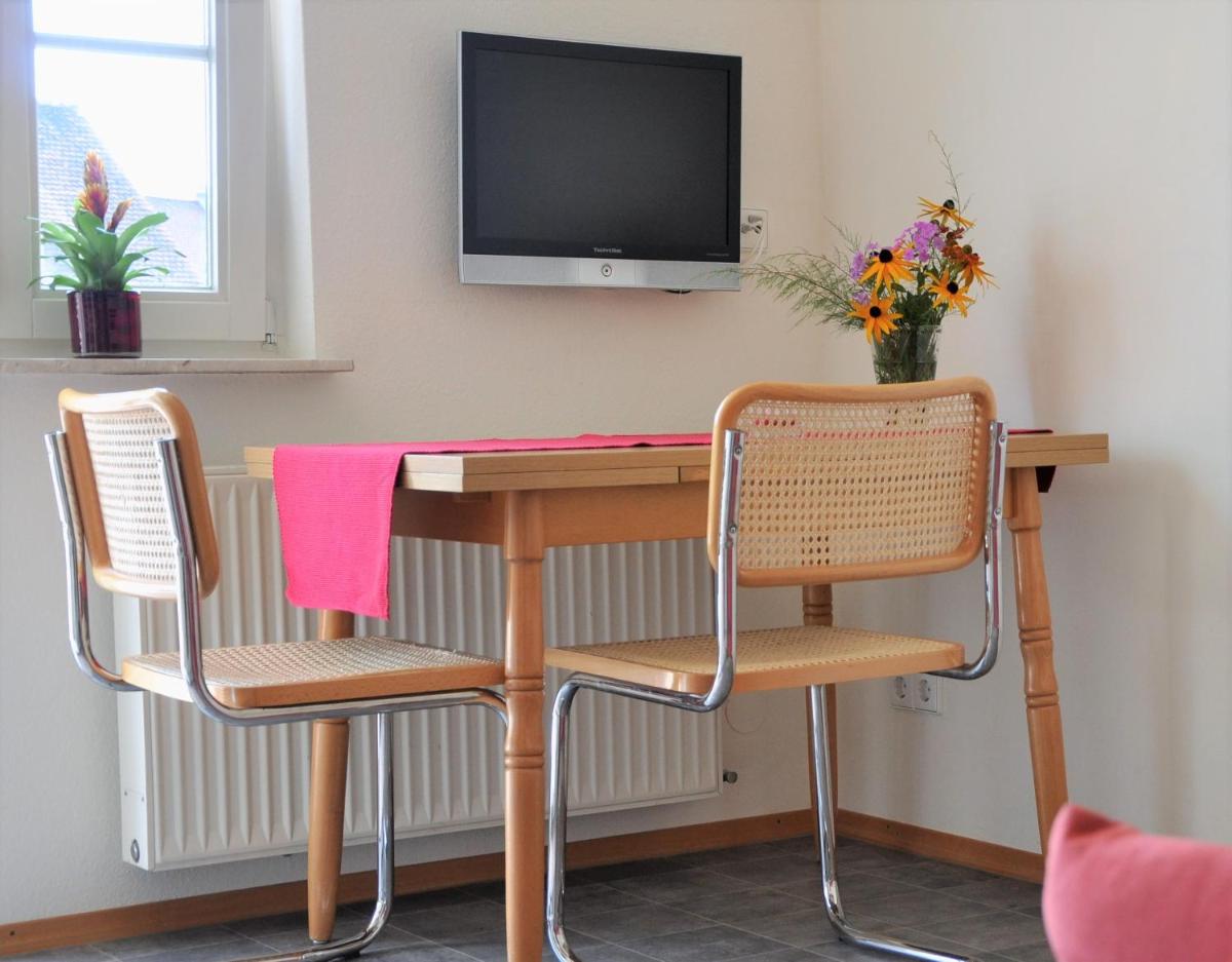 BodenSEE Apartment Friedrichshafen Fischbach - Housity