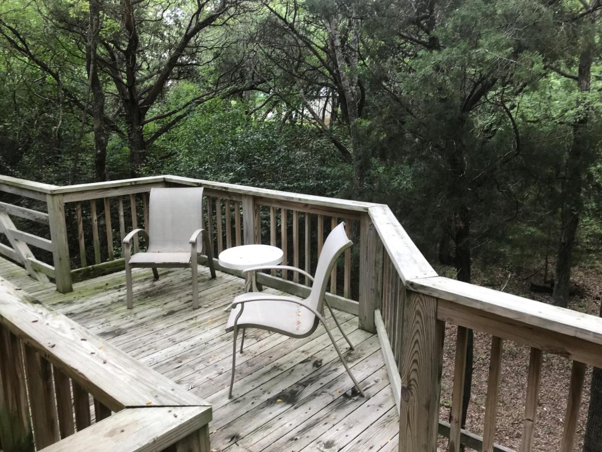 Bed and Breakfast on White Rock Creek - Housity