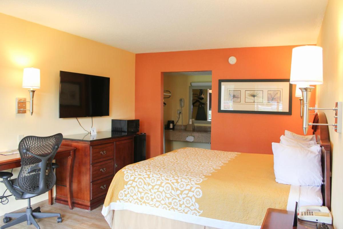 Rose Garden Inn & Suites Thomasville - Housity
