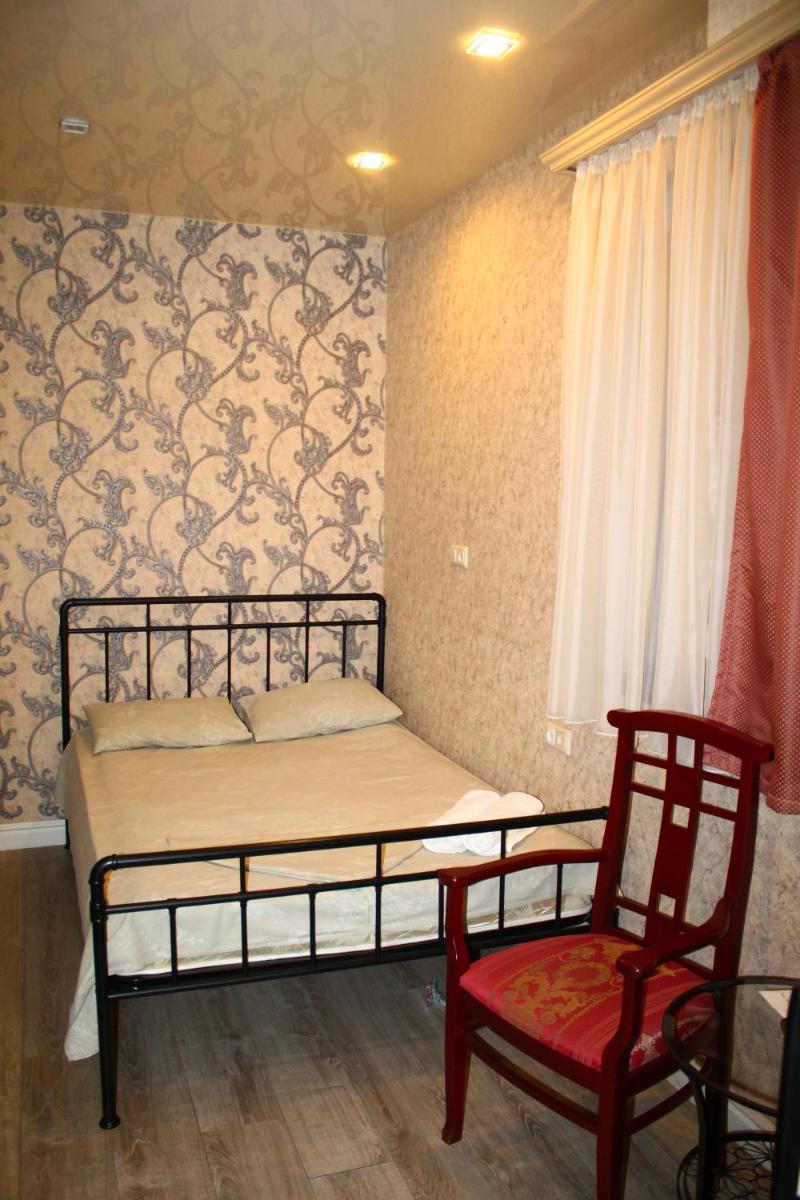 Suitetrails - Khorenatsi Apartment