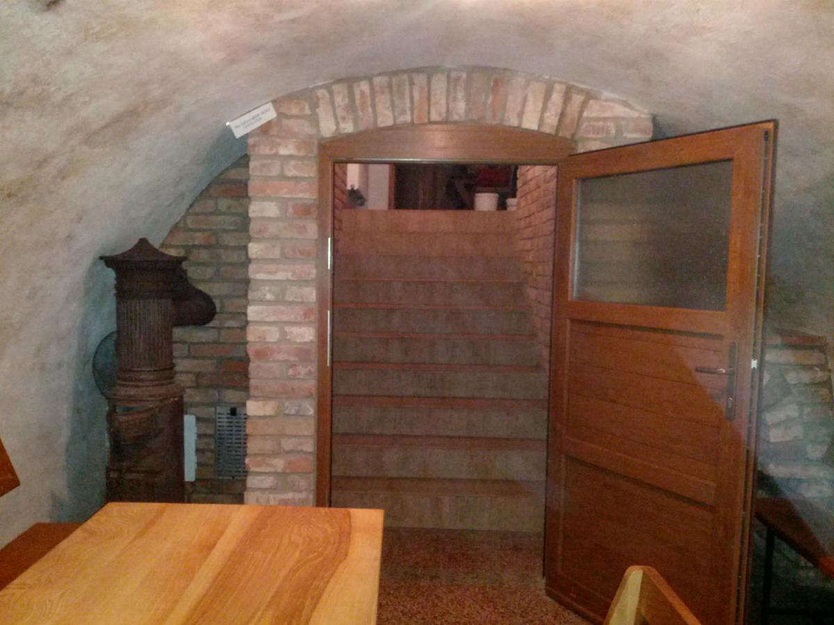 Sklep u Kunických - Housity