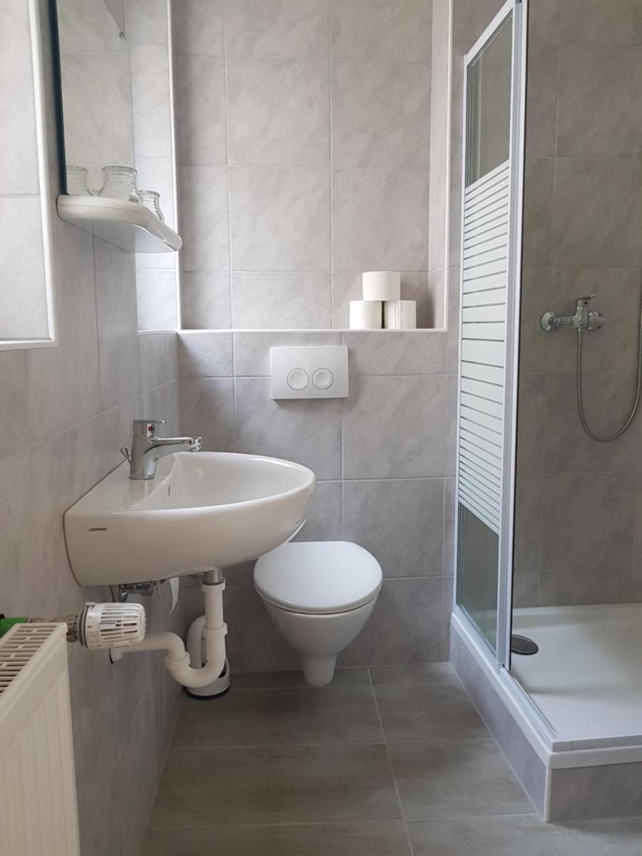 Garni Hotel Post - Housity