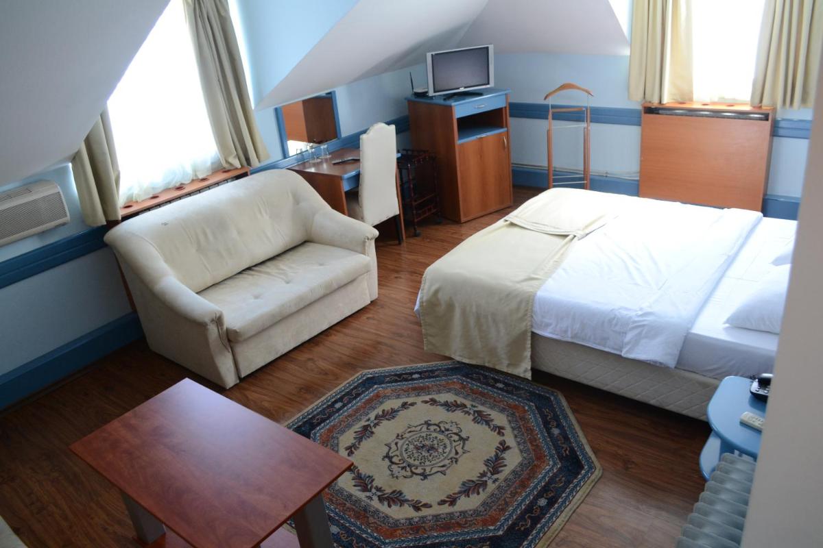 Hotel Tomce Sofka - Housity
