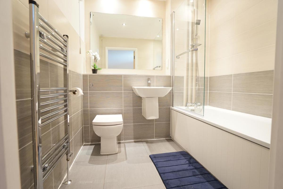 Perfectly located stunning apartment - Housity