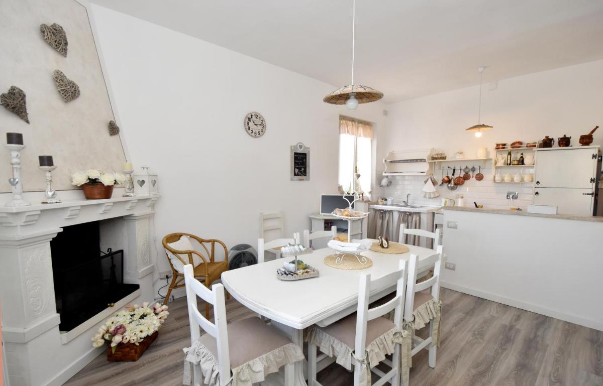 Shabby House Nonna Peppa - Housity