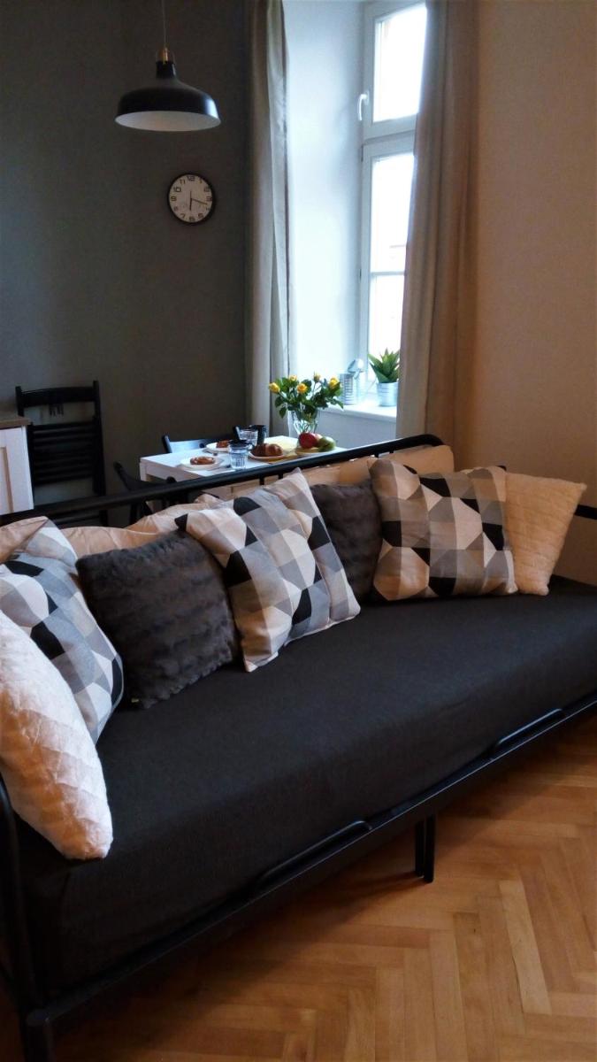 Apartment Úvoz Street 64 - Housity