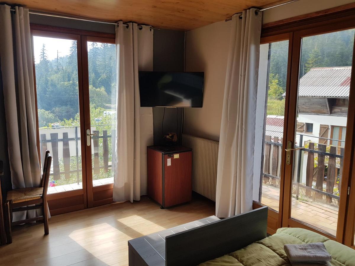 Hôtel Les Chamois - Housity